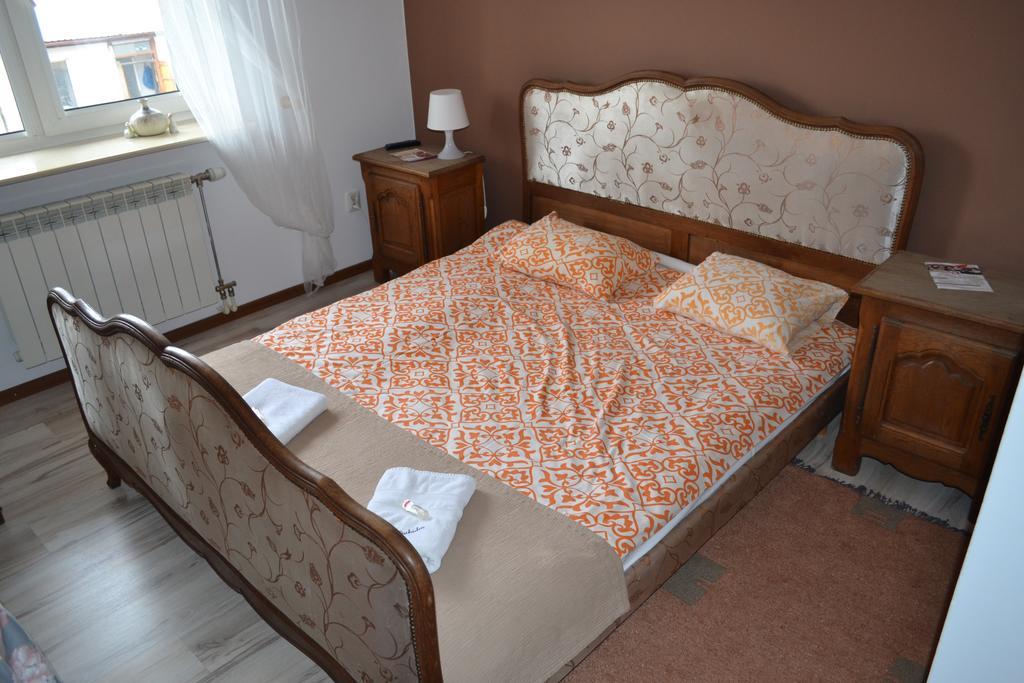Zajazd Orchidea Nagoszewo Rom bilde